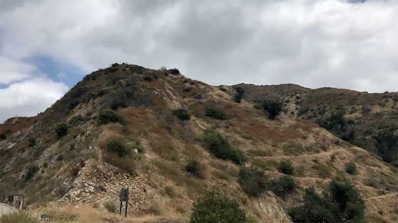 La Tuna Canyon Trail Sun Valley CA photo by Jose Mier